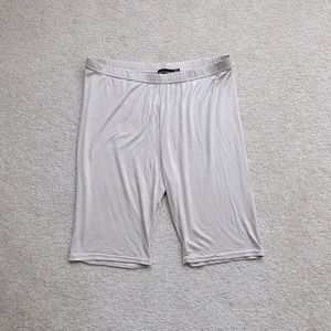 Pretty Little Thing Shorts